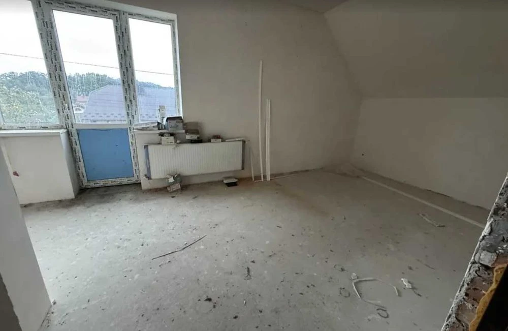 Продаж двоповерхового будинку(223кв.м.) з земельною ділянкою