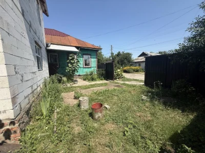 Продам 1/2 частину будинку по вулиці Ґельсінської спілки(Лом