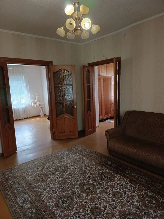 Продаж будинку 110 м ² в Чернігові поруч із пляжем