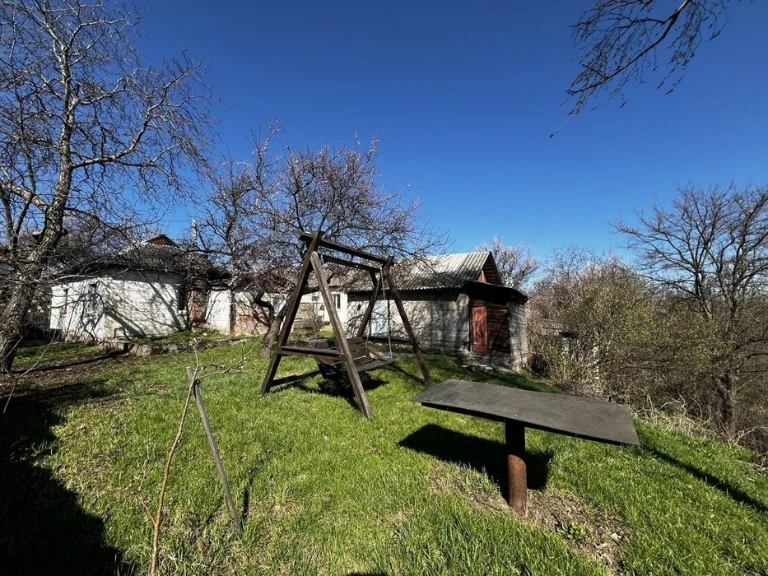 Продаж 3-х кімн будинку по вул Висока 36. Сертифікат.