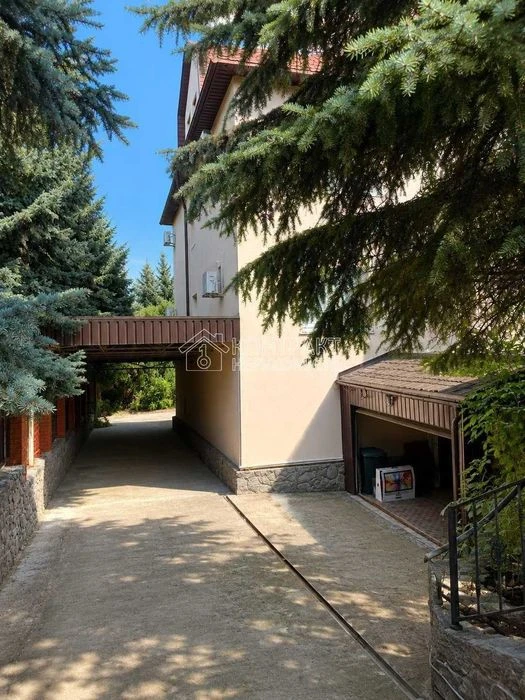 Продаж преміального будинку у Харкові, Киівський район з ТОР
