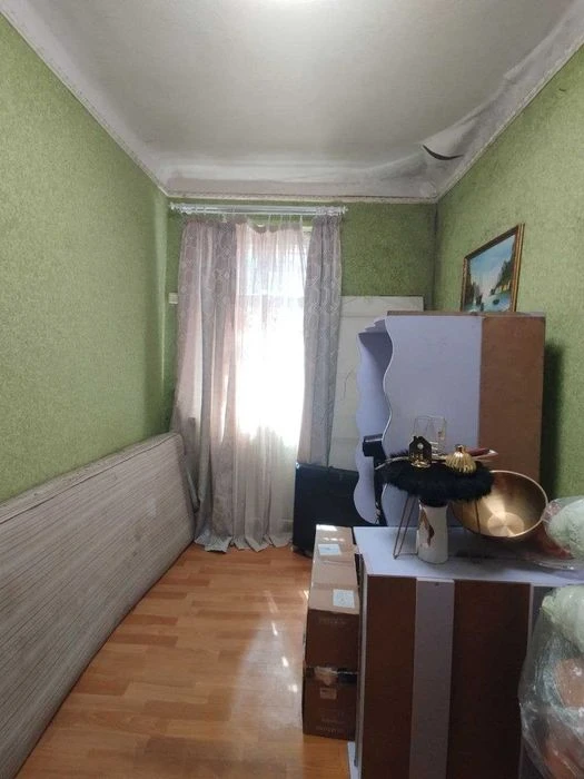 Продам 5комн. дом на Немышле, метро "Дворец Спорта", Новые Д