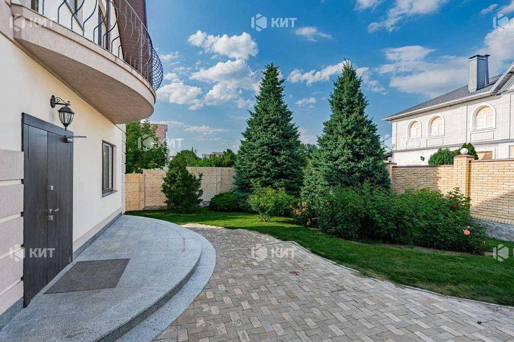 Будинок 260м2 Салтовка (Большая Даниловка, ул. Маяковского)