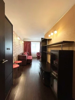 Продам 2к квартиру в Центре на Челюскина 51м.кв.