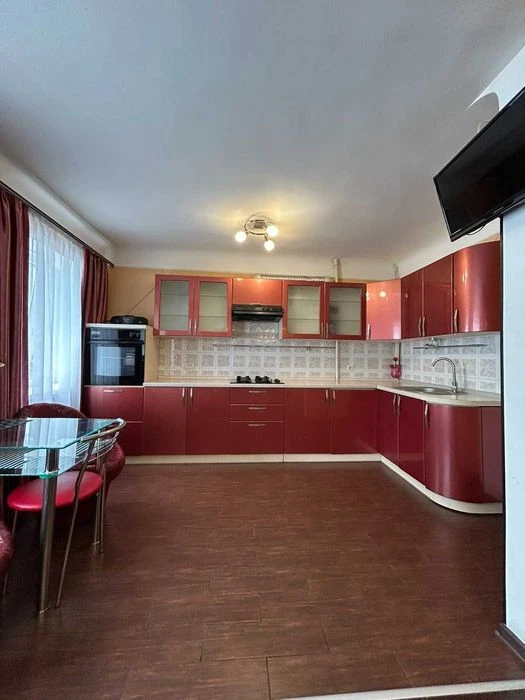 Продам 2к квартиру в Центре на Челюскина 51м.кв.