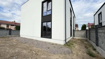Теоміново продам готовмй котедж р-н Нового Двору,вул,Серпанк