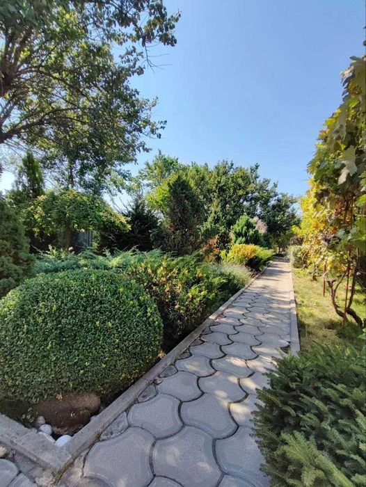Продам цегляний якісний будинок 129 м2 по  вул.Татарська