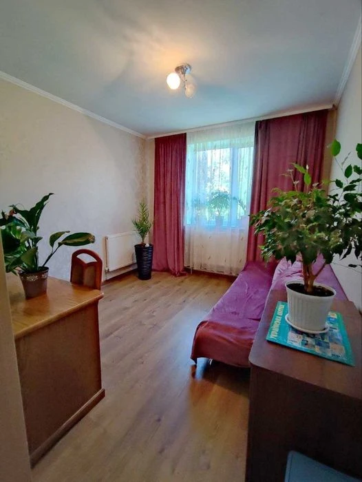 Продам цегляний якісний будинок 129 м2 по  вул.Татарська