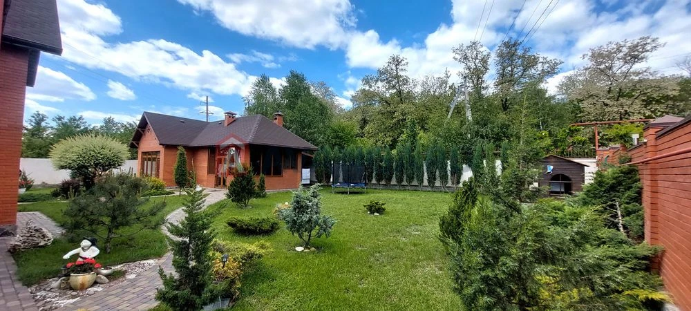 Продам дом с ремонтом левый берег 220000$