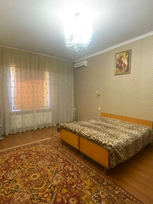 Продам дом  на 10 сотках в ж/м Черноморка в Царском селе  ул