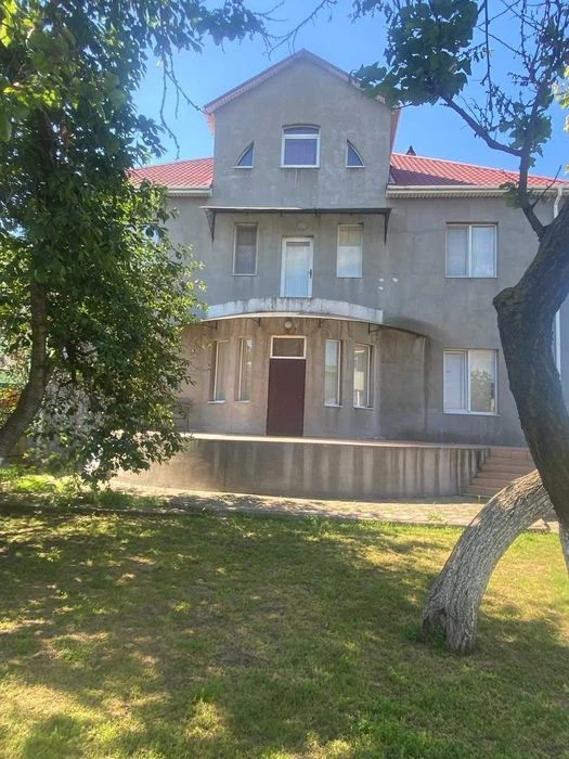 Продам дом  на 10 сотках в ж/м Черноморка в Царском селе  ул