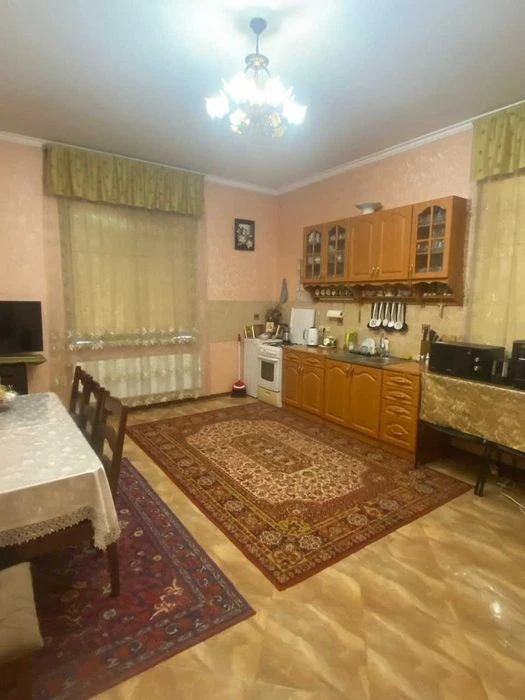 Продам дом  на 10 сотках в ж/м Черноморка в Царском селе  ул