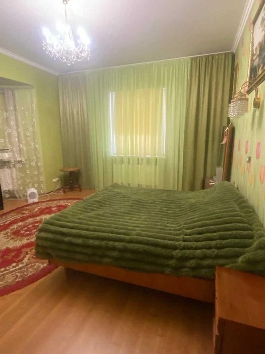 Продам дом  на 10 сотках в ж/м Черноморка в Царском селе  ул