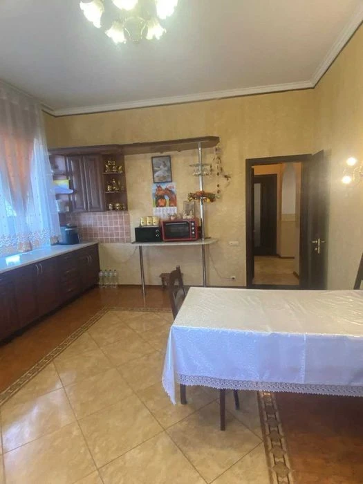 Продам дом  на 10 сотках в ж/м Черноморка в Царском селе  ул