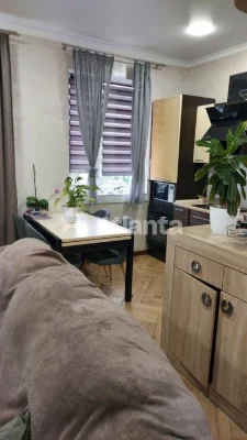 В продаже дом с ремонтом в тихом районе города