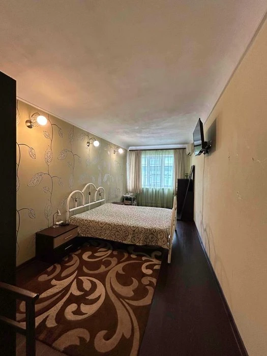 Продам 2к квартиру в Центре на Челюскина 51м.кв.
