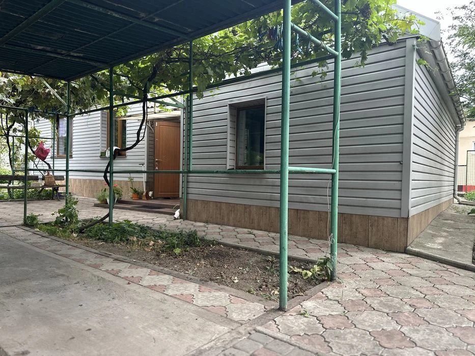 House for sale on Mriya St. Borodinsky Amstor