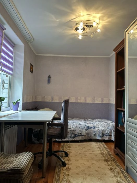 House for sale on Mriya St. Borodinsky Amstor