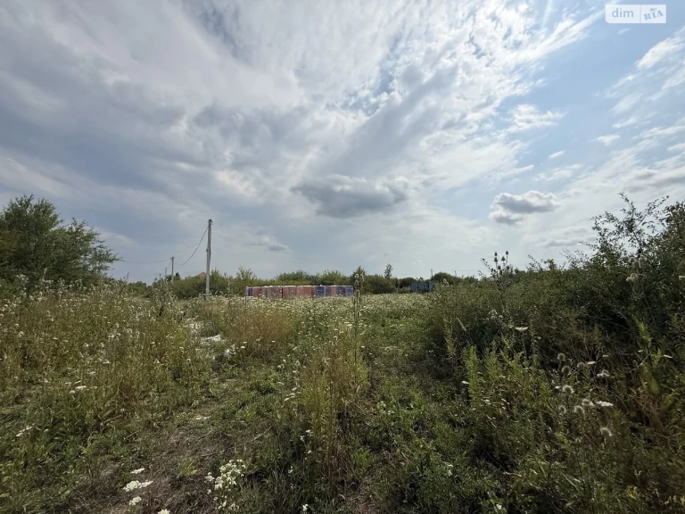 Продаж Ділянка під житлову забудову Садовий