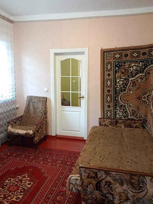 + Продам дом  ост. Футбольная Кичкас  28200 дол.