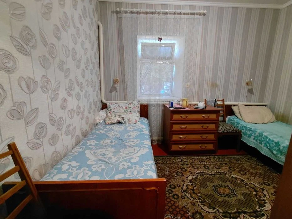 + Продам дом  ост. Футбольная Кичкас  28200 дол.