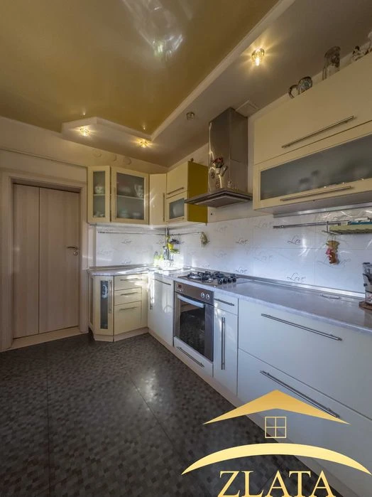 2 houses for sale in Oleksandrivskyi district