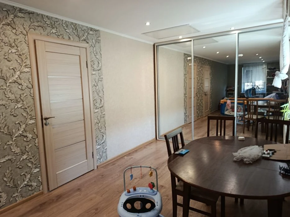 Sale of 1/2 part of a house 75 sq m in Otradnoe