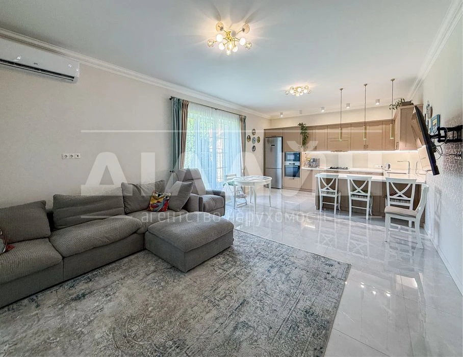 Cozy 1-story family house for sale | Borodins