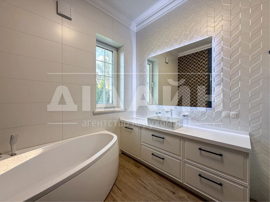 Cozy 1-story family house for sale | Borodins