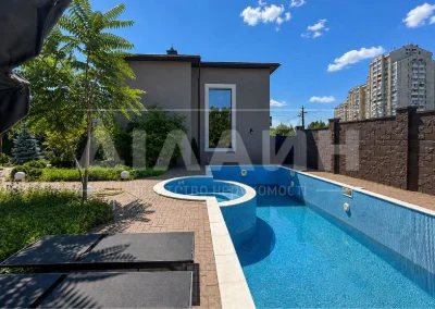 Суперексклюзивное предложение в центре Запорожья | 293,5 м² |
