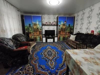 Sale of part of a house on Goncharova Street in good condition