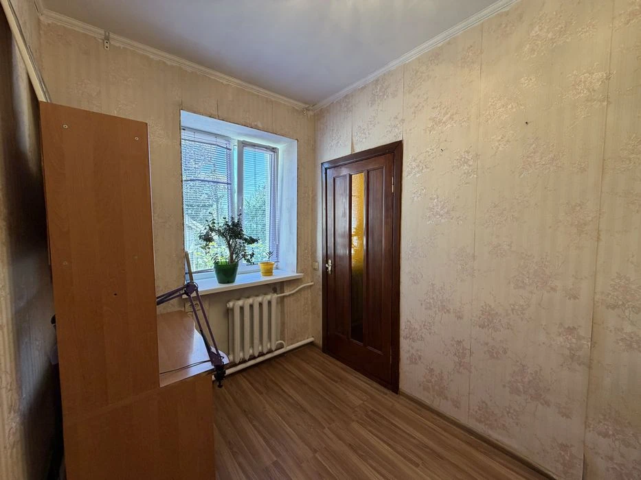 House for sale on Igor Sikorsky