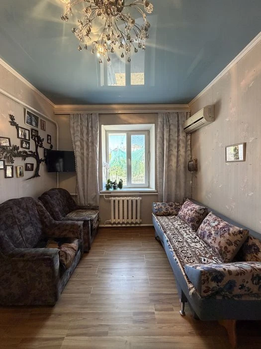 House for sale on Igor Sikorsky