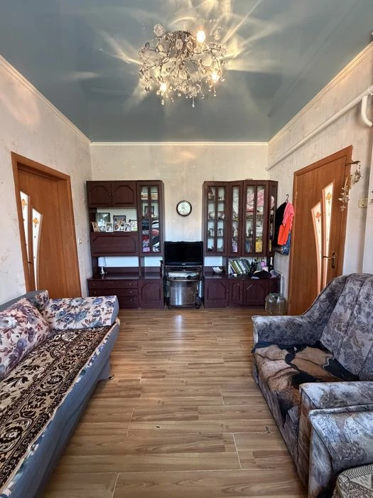 House for sale on Igor Sikorsky