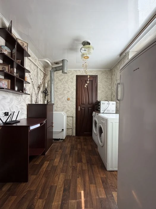 House for sale on Igor Sikorsky