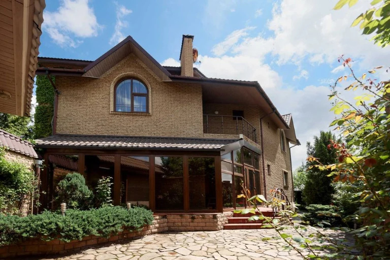Продажа элитного дома в центре Запорожья.