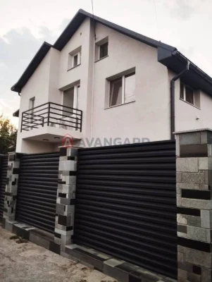 2-storey house for sale Komunarskyi district