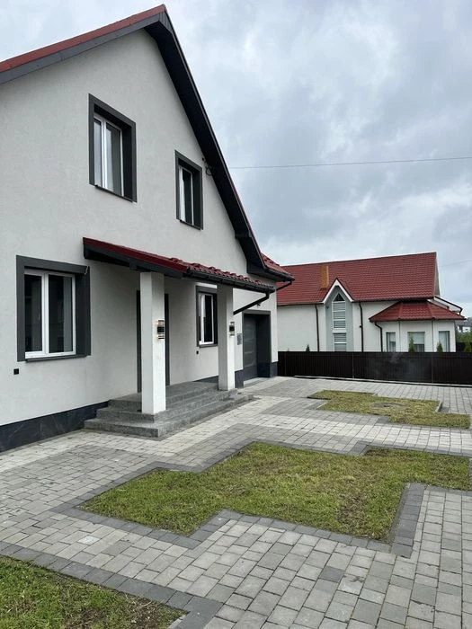 Продаж будинку з ремонтом 216м2