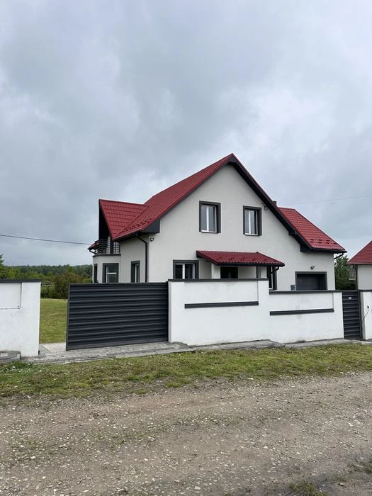 Продаж будинку з ремонтом 216м2