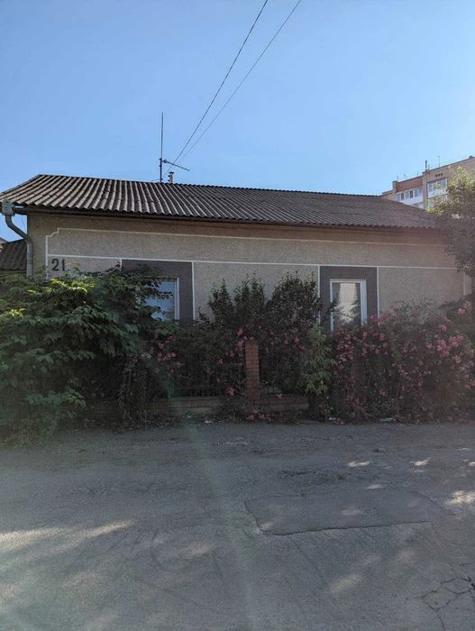 ТЕРМІНОВИЙ ПРОДАЖ! 2-поверховий будинок у центрі Івано-Франк