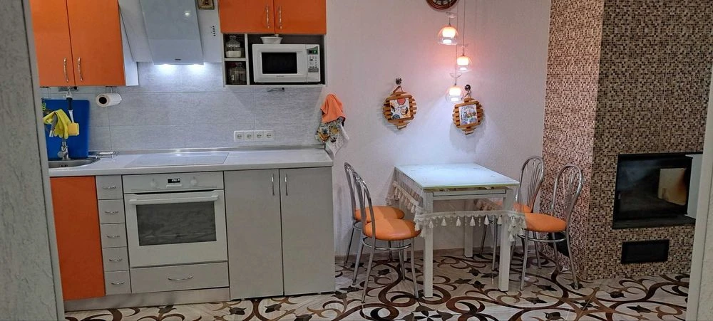 Country house for sale. Alternatively, it is heated