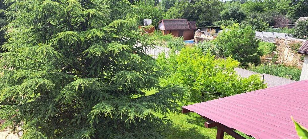 Country house for sale. Alternatively, it is heated