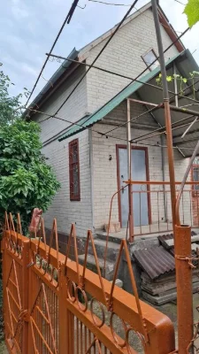 Продам дачний будинок