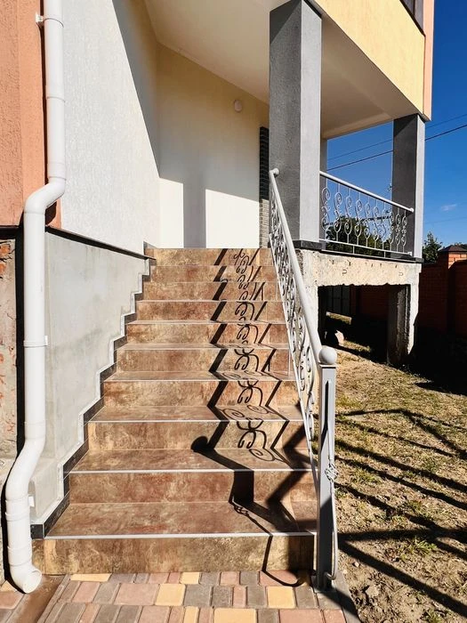 Продам 2-поверховий будинок, 176 м², 6 соток Велика Балка