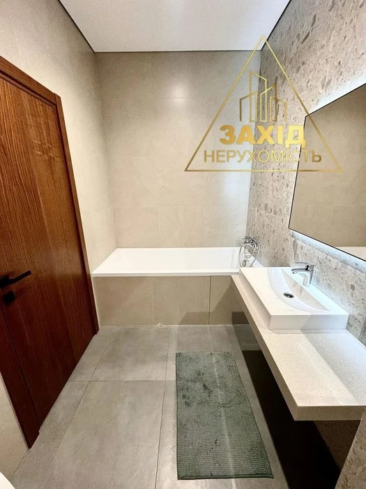 Продаж будинку в стилі хай тек 140 кв.м з дизайнерським ремо