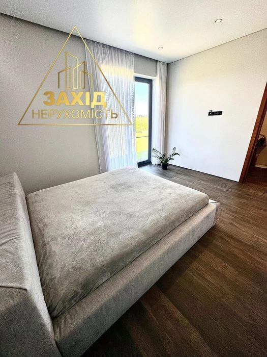 Продаж будинку в стилі хай тек 140 кв.м з дизайнерським ремо