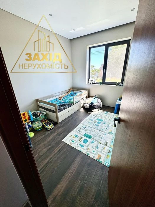 Продаж будинку в стилі хай тек 140 кв.м з дизайнерським ремо