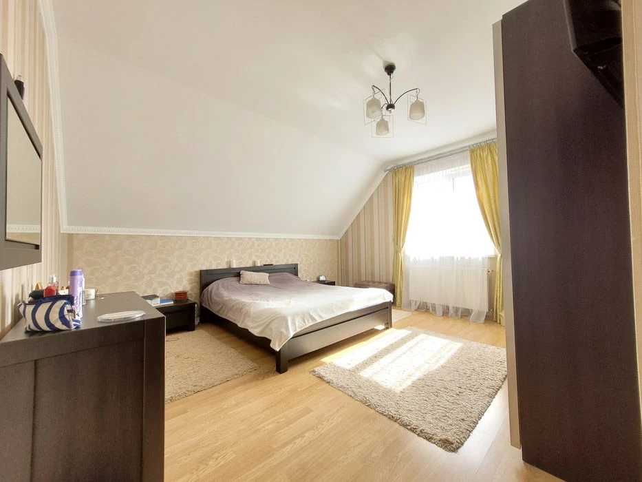 Продамо будинок 2пов, 169м2, 12,38сот! Євроремонт, меблі!