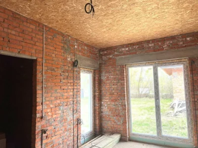 Терміново продам сучасний будинок біля Луцька поруч з лісом
