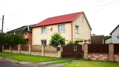 Продаж 2 пов.будинку 210 м2 в районі вул. Львівської.